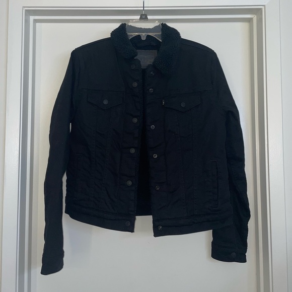 Levi Jean Jacket - Picture 1 of 4